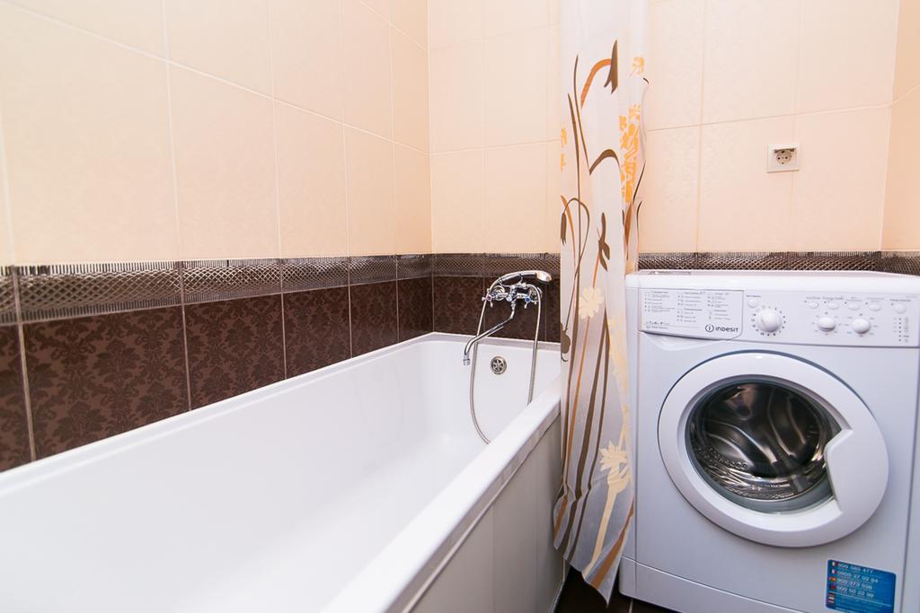 Vip Apartment On Novomestenskaya Суми Екстериор снимка